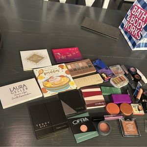 Makeup lot